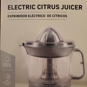 Electric Citrus Juicer - Silver